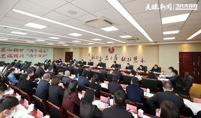1667211159708166.jpg WEN_5866---李炳军与beat365英国官网网站师生代表座谈,深入交流学习党的二十大精神体会。闻双摄_副本.jpg